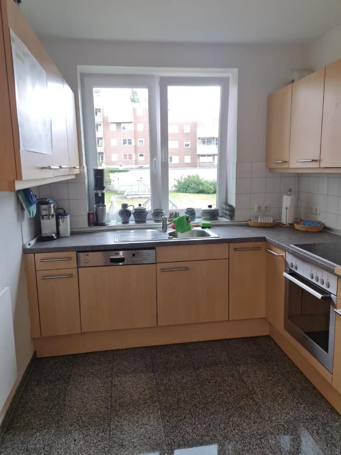 Zwischen Draegerpark Und Dem Stadtpark Apartment Lubeck Exterior photo
