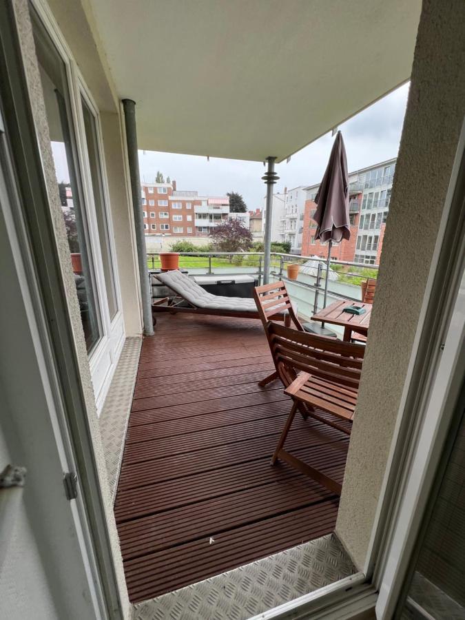 Zwischen Draegerpark Und Dem Stadtpark Apartment Lubeck Exterior photo